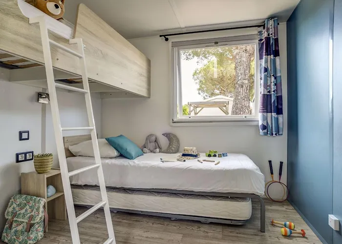 Camping Bahia With 7p 3bdrms Airco Portiragnes